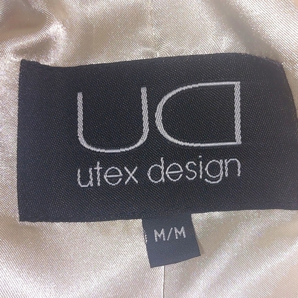 Beltless Trench Coat - Picture 9 of 9